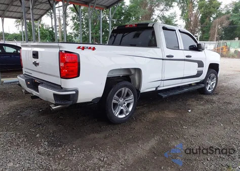 2018 Chevrolet Silverado 1500 Custom z USA, uszkodzony, nr VIN 1GCVKPEH4JZ207639